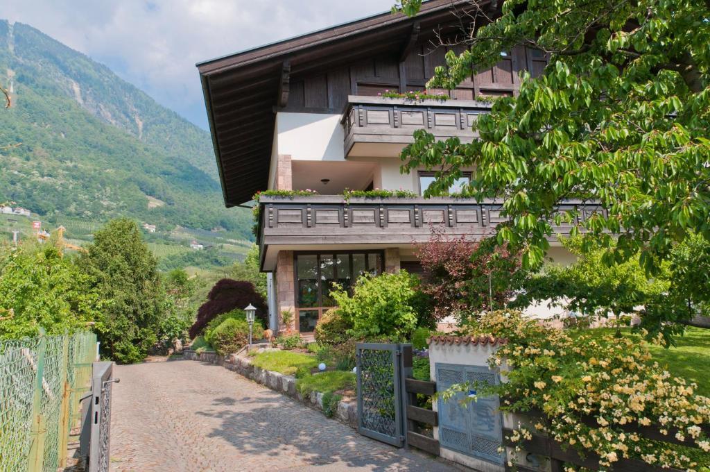 ラナ Haus Christl Bed & Breakfast エクステリア 写真